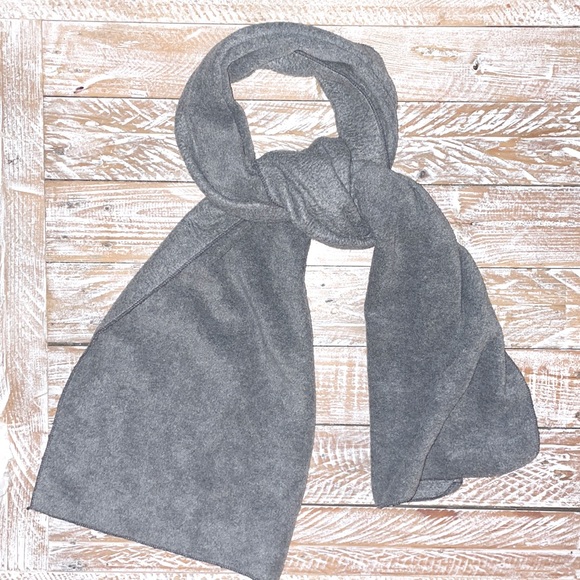 🧣Geoffrey Beene So Soft Fleece Scarf🧣unisex - Picture 2 of 5